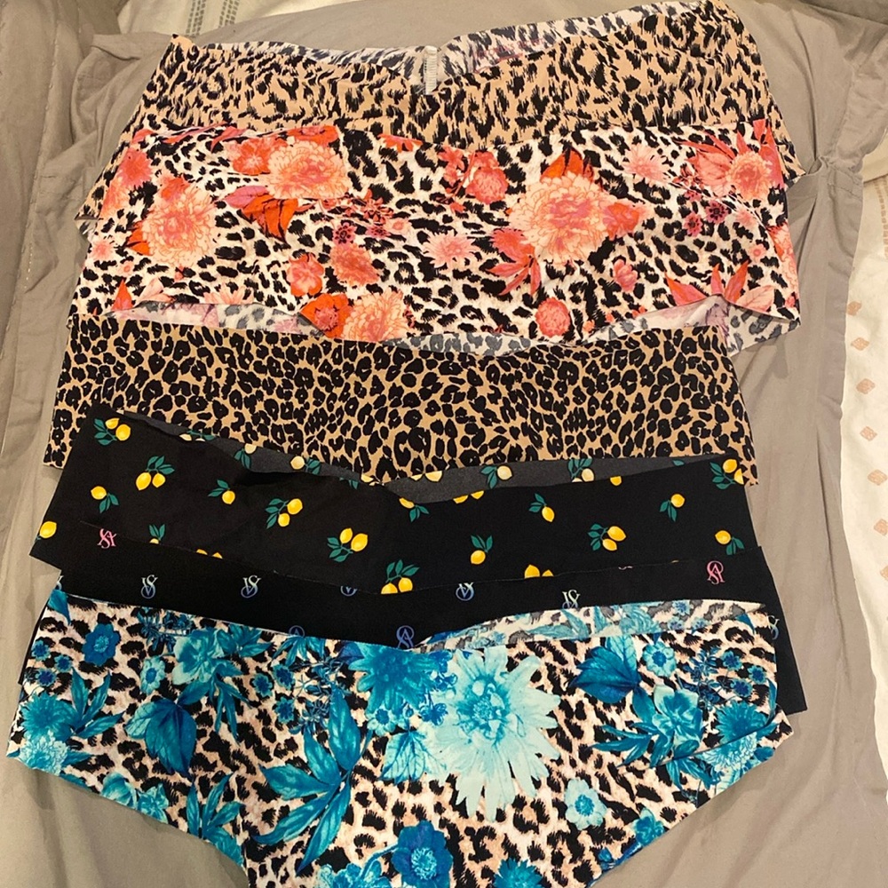 VS Seamless Underwear Bundle - Various Pattern - 6 Pair